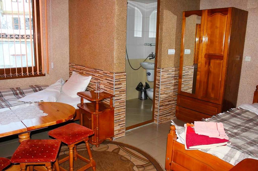 Калчевата Къща Hotel Kiszura Kültér fotó
